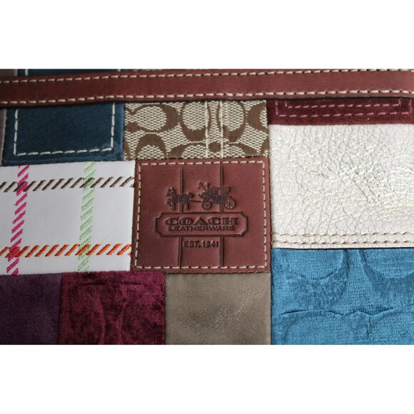 Unique Leather Coach Bag With Different Textures And Colors - Picture 4 of 7